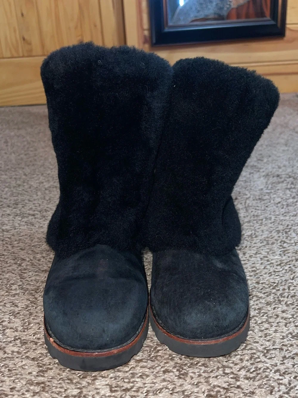 N/A ugg maylin